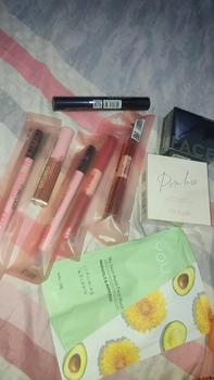 Product Review of FOCALLURE Super Fine Loose Setting Powder from d**_ 0
