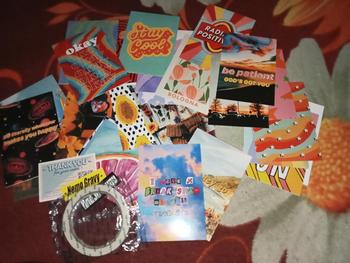 Product Review of Poster Dinding Kamar Aesthetic 40 pcs Posters & Prints from r**! 0