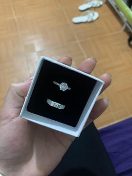 Product Review of nhẫn đôi đính đá - NĐ 003 from T** 0
