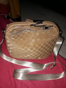 Product Review of Akaci store | KARLA Tas Tangan Wanita Tas Selempang Wanita Terbaru 09-8111 from e**s 3
