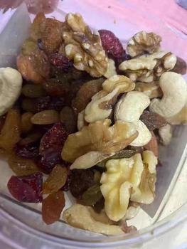 Product Review of 【Spesial Akhir Bulan】 [Halal] 250g Kacang Campuran Almond Kacang Mete Biji Labu Biji Labu Kering Kismis Kismis Hitam Kenari 【Produk Panas】 Food Snacks Cemilan Diet Jajanan from h**m 1