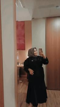 Product Review of Vannya Dress Satin Silk Premium Bridesmaid Viral Long Dress Serut Pesta Kondangan Karet Muslim Wanita Gamis Maxi Panjang Armani Gaun Biru Navy Formal Velvet Putih Menyusui Coklat Hitam from C** F**h ** 1