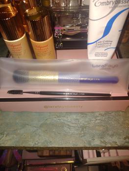 Product Review of F10 Rounded Buffing Brush from D**e 2