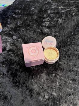 Product Review of Face Glaze Loose Highlighter from P**e 0