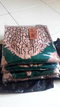 Product Review of Tunik Kancing terbaru modern dress, Pakaian muslim wanita lengan panjang tunik batik Katun Nyaman from U** A**n 0