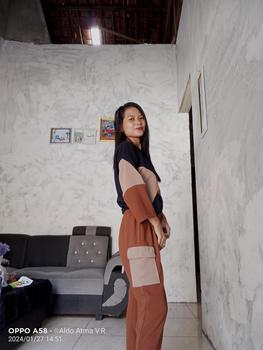 Product Review of db - AURA baju setelan muslim wanita kekinian korean style remaja dewasa crinkle airflow celana panjang atasan 3/4 terbaru 2025 baju set santai Kulot Casual from U**h S**i 0