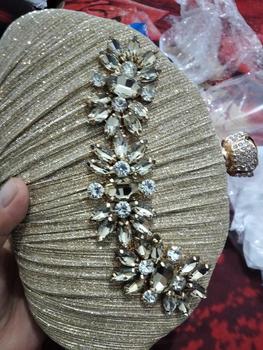 Product Review of Tas Pesta PRESLEY Embellished Crystal Box Clutch Wanita from B**u P**n 0