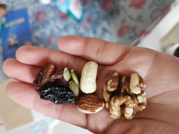 Product Review of 【Spesial Akhir Bulan】 [Halal] 250g Kacang Campuran Almond Kacang Mete Biji Labu Biji Labu Kering Kismis Kismis Hitam Kenari 【Produk Panas】 Food Snacks Cemilan Diet Jajanan from h**m 0