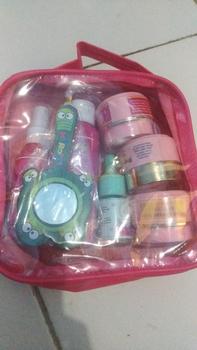 Product Review of Skincare MBC Mandela Beauty Care Paket Lengkap Isi 6 Kulit Kering Kulit sensitif Semua Jenis Kulit from y**n 0