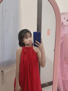 Product Review of Váy maxi 2 dây tăng đưa điều chỉnh cổ V dáng xòe from D**i 1