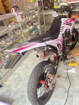 Product Review of DECAL HONDA CRF 150L PUTIH SUPERMOTO FULL BODY KEREN MINIMALIS SIMPLE MURAH TERBARU VIRAL- CRF GANK PUTIH 060 Motor from m**0 0