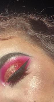Product Review of Face Glaze Loose Highlighter from 𝕶**𝖊 0