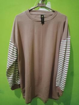 Product Review of QR PROJECT ID - KAOS POLOS OVERSIZE LENGAN PANJANG STRIPE SALUR WITH SLIT from m**_ 1