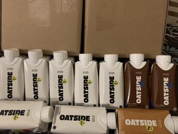 Product Review of OATSIDE Mix Cap Oat Milk Barista Blend Chocolate Coffee 200ml (6pcs) (Kemasan Tutup Botol) | Susu Oat Barista Blend Cokelat Kopi from f**h 1