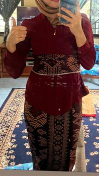 Product Review of 1 set Kebaya Mahalini ….. from 花**玛 0