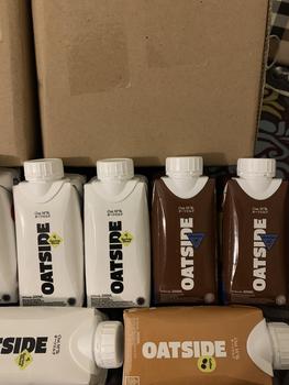 Product Review of OATSIDE Mix Cap Oat Milk Barista Blend Chocolate Coffee 200ml (6pcs) (Kemasan Tutup Botol) | Susu Oat Barista Blend Cokelat Kopi from f**h 0
