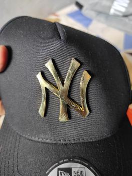 Product Review of Topi import premium Logo La GOLD Besi Pria from e**o 1
