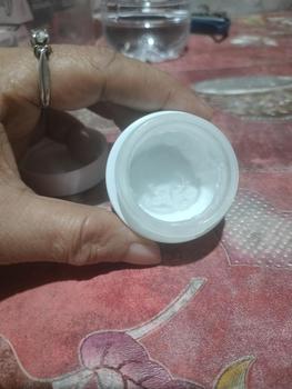 Product Review of Melasma Cream Pekas Remover Yunnan Herbal Effective Whitening Freckle Cream Original High from J**a F**e M** A**a 2