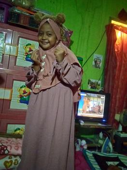 Product Review of Hijab anak aqila untuk 4-10 tahun bahan strada premium from d**k p**h 0