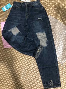 Product Review of Quần Jean Baggy Nữ Rách Thêu Lai DB01 - Quần Baggy Bò Nữ Lưng Cao Dáng Ôm Tôn Dáng Chất Cotton Không Giãn - TK Chic from M** T** 🐭**️ 0