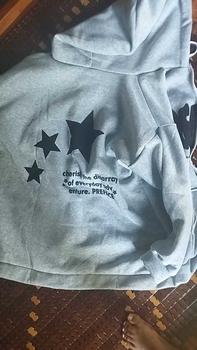 Product Review of Áo nỉ hoodie form rộng tay bồng phối vai Nữ Top Women in 2 mặt - Chữ Chảy from 𝐓**𝐲 𝐓**💦 0