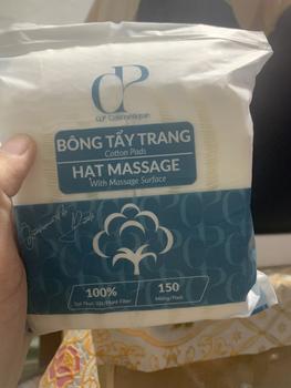 Product Review of Combo Bông Tẩy Trang Ép Định Hình Q.P Cosmétique Không Xơ Rách, Hạt Massage Sạch Sâu from N**🦔 1