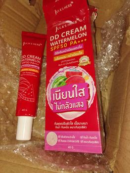 Product Review of (โฉมใหม่) Jula's herb DD Cream Watermelon จุฬาเฮิร์บ ดีดีแตงโม ครีมกันแดด หลอด ครีมกันแดดแตงโม 40g from ช**ะ 1