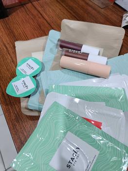 Product Review of Stacey Healthy Pout Lip Serum - Make Up Lip Serum Korea Vitamin Bibir from ❤**🔥 0