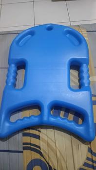 Product Review of SPEEDS Papan Seluncur Pelampung Renang Peralatan Olahraga Air Swim Kick Board Simple 020-27 from M**🌹 1