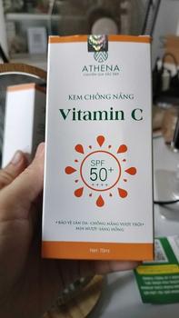 Product Review of KEM CHỐNG NẮNG VITAMIN C (Tặng nước hoa) PHÙ HỢP VỚI MỌI LOẠI DA Skincare Nữ Làm Đẹp Da from G**a 0
