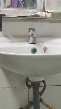 Product Review of VÒI LAVABO LẠNH, VÒI CHẬU RỬA MẶT ĐỒNG THAU from t**1 0