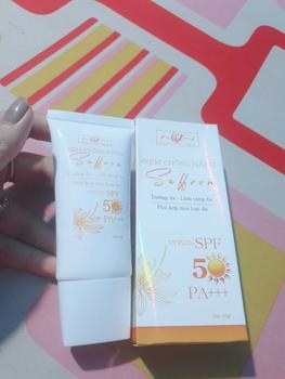 Product Review of KEM CHỐNG NẮNG SPF 50 PA++++,50g ( THIẾT KẾ MỚI CHẤT Y CŨ ) - KCN Vật Lý from P**m 0