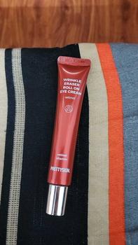Product Review of Prettyskin: Kem Dưỡng Mắt Wrinkle Eraser Roll On Eye Cream Retinol (tuýp 30ml) Skincare Kem mắt Chăm Sóc Da Milk from k**2 0