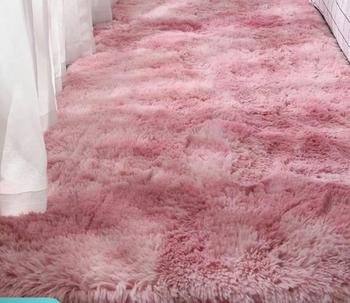 Product Review of Thảm Lông 1mx1m6, 1m6x2m Hình Chữ Nhật Trải Sàn, Lót Phòng Ngủ ( Mặt Sau Có Chống Trơn Trượt) from K** n**n ** 0