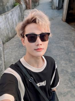 Product Review of Áo thun UNDER Signature Ringer Tee - UTS032 from V** ** 0