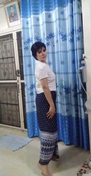 Product Review of กระโปรงผ้าถุงเย็บสำเร็จลายไทย from พ**์ 0