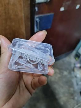 Product Review of แผ่นรองจมูกแว่นตา ซิลิโคนนิ่ม มีกระดุมและไขควง DIY เครื่องมือซ่อมแซมเปลี่ยนแว่นตาห้องอากาศ 20/10/8/4 ชิ้น อุปกรณ์เสริมสกรูกันลื่น from K**a 1