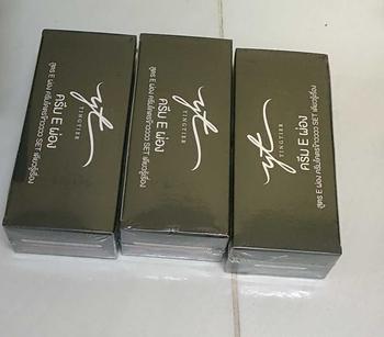 Product Review of ครีมอีผ่อง กล่องดำ 1 กล่องมีครีม2กระปุกกับสบู่ 1 ก้อน สกินแคร์ from โ**ด 3