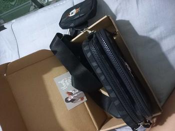 Product Review of [HÀNG CHUẨN XỊN] Túi đeo chéo WHO..A..U for Nam Nữ from H**️ 1