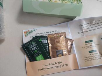 Product Review of {MỚI} Dầu gội dược liệu Nguyên Xuân xanh dưỡng tóc 450ml - Tặng thêm 50ml giá không đổi from G**p 0