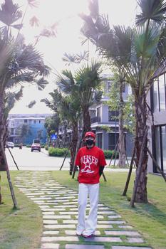 Product Review of [MINI DROP] BLINKSTAR TSHIRT  - Áo thun ngôi sao lấp lánh Whose Studio from H**i 🇯** 1