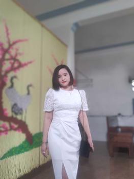 Product Review of Đầm body đi tiệc cao cấp A609 chất umi co giãn phối lưới ren thêu dáng ôm dài xoắn eo xẻ tà trái lót lụa freesize KimHoa77 Kem Women from Y** N** 0