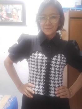 Product Review of Suzan Blouse Kemeja Mix Cotton Knit - Rajut Korea Style Atasan Wanita TM 70135 from u**6 1