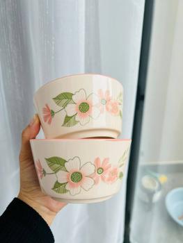 Product Review of Bát hoa sứ men hồng kem cực xinh from I** S**G 0