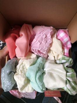 Product Review of Set Combo HỘP 10 dây cột tóc Scrunchies - COMBO TIẾT KIỆM (dây buộc tóc đủ loại vải: Nhung, lụa, hoa nhí,..) - Tặng hộp ruy băng from J**7 2