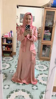 Product Review of ชุดเดรสมุสลิม รุ่นราพันเชล เนื้อผ้าซาร่า เดรสออกงาน เดรสแฟชั่นมุสลิม ชุดรายอ ชุดธีมเพื่อนเจ้าสาว เจ้าสาวมุสลิม ชุดนิกะห์ from C**u 0