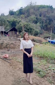 Product Review of Chấn váy chữ A dáng suông dài xẻ tà sau, chân váy bút chì nữ, váy thiết kế women from T** V**h 1