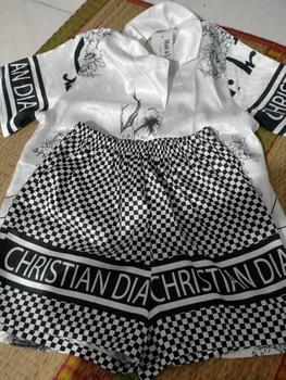 Product Review of (38-70kg) Pijama Đồ bộ ngủ dành cho nữ cổ tròn tay ngắn quần cộc lụa xước ánh kim 38-70kg from t**0 1