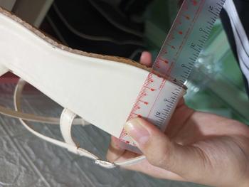 Product Review of EROSSKA - Giày sandal nữ đế xuồng dây quai mảnh cao 6cm màu nude - SB014 from 🚬**🚬 3