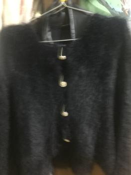 Product Review of Áo Khoác Len Cardigan Dệt Kim, Len Như Lông Chồn, Dành Cho Nữ, Phong Cách Hàn Quốc, Bộ Sưu Tập Mùa Xuân, Hàng Mới Về 2024, Ngắn, Hàng Châu Âu, Mềm Mại Và Nếp Women Top Trắng from M** N**n 0
